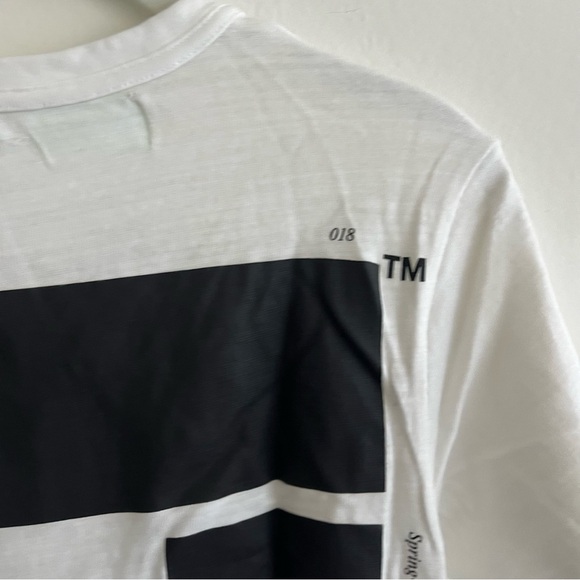 OFF-WHITE Mona Lisa Temperature T-shirt men’s size XXS small rip on top in back - Picture 7 of 10